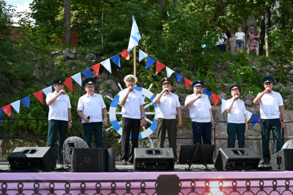 В Выборге отметили День Военно-Морского Флота