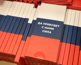 Из Выборга в зону СВО отправлены микроавтобусы с новогодним поздравлением
